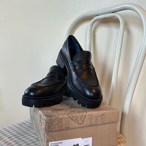 Free People Collection Lyra Lug Sole Loafer. BLACK. SIZE 38